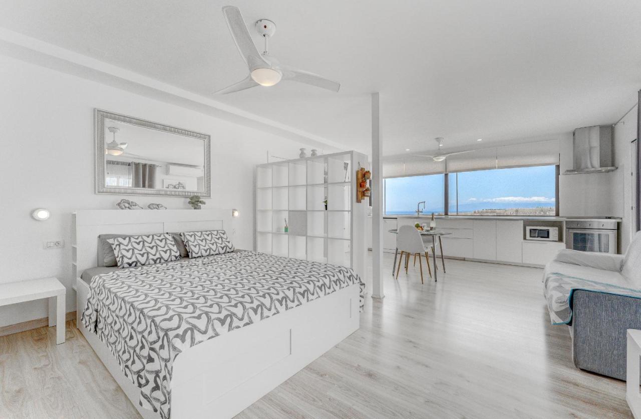 Apartament Amazing View Penthouse Huge Private Terrace Callao Salvaje